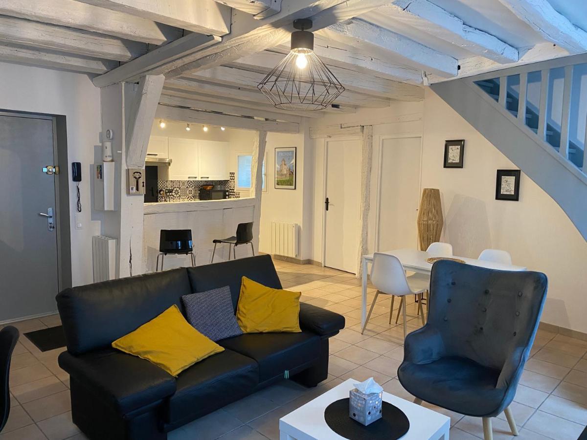 Le Marais Vous - Duplex En Centre-Ville. Προβέν Εξωτερικό φωτογραφία